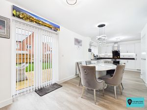 Kitchen/Diner - click for photo gallery